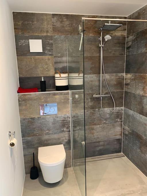 Lovely 1-Bedroom Appartement Le Joyau With Indoor Pool And Sauna Lasne Exterior photo